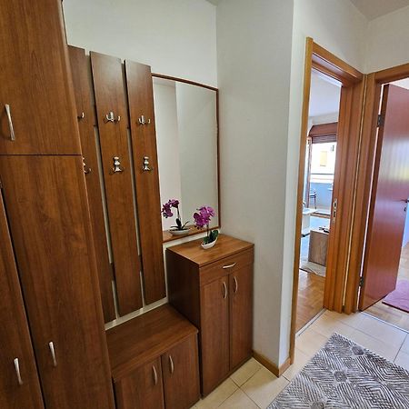 Luca Apartman Ποντγορίτσα Εξωτερικό φωτογραφία